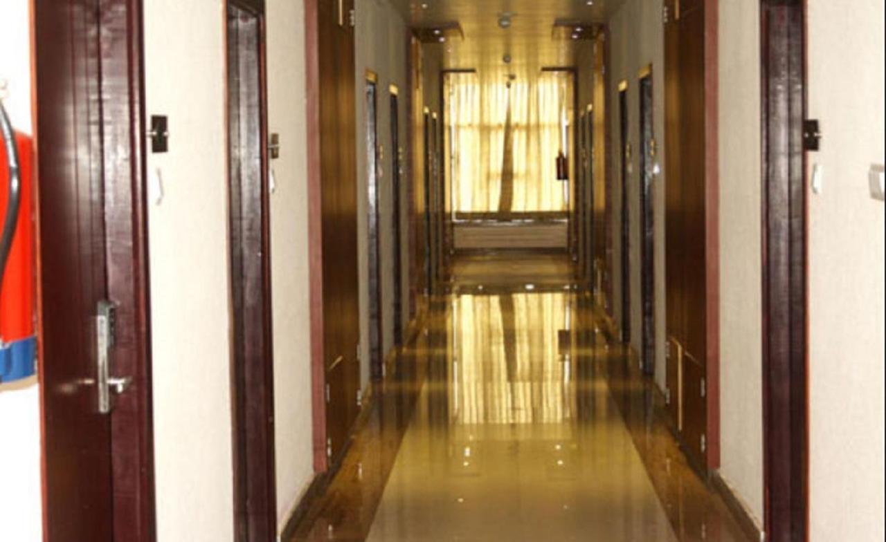 Deo Residency & Resorts Duburi Екстер'єр фото